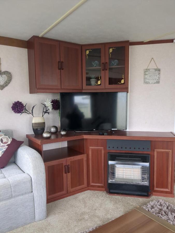 L&G Family Holidays 6 Berth Coral Beach Laura Familys Only And Lead Person Must Be Over 30 Ingoldmells Exterior foto